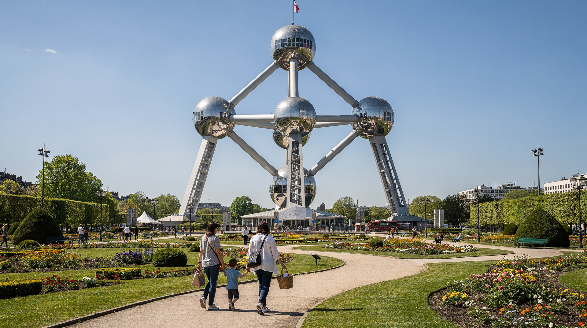 Atomium and Mini-Europe with kids: the family day plan — How to do the Atomium and Mini-Europe with kids — the perfect Brussels family da