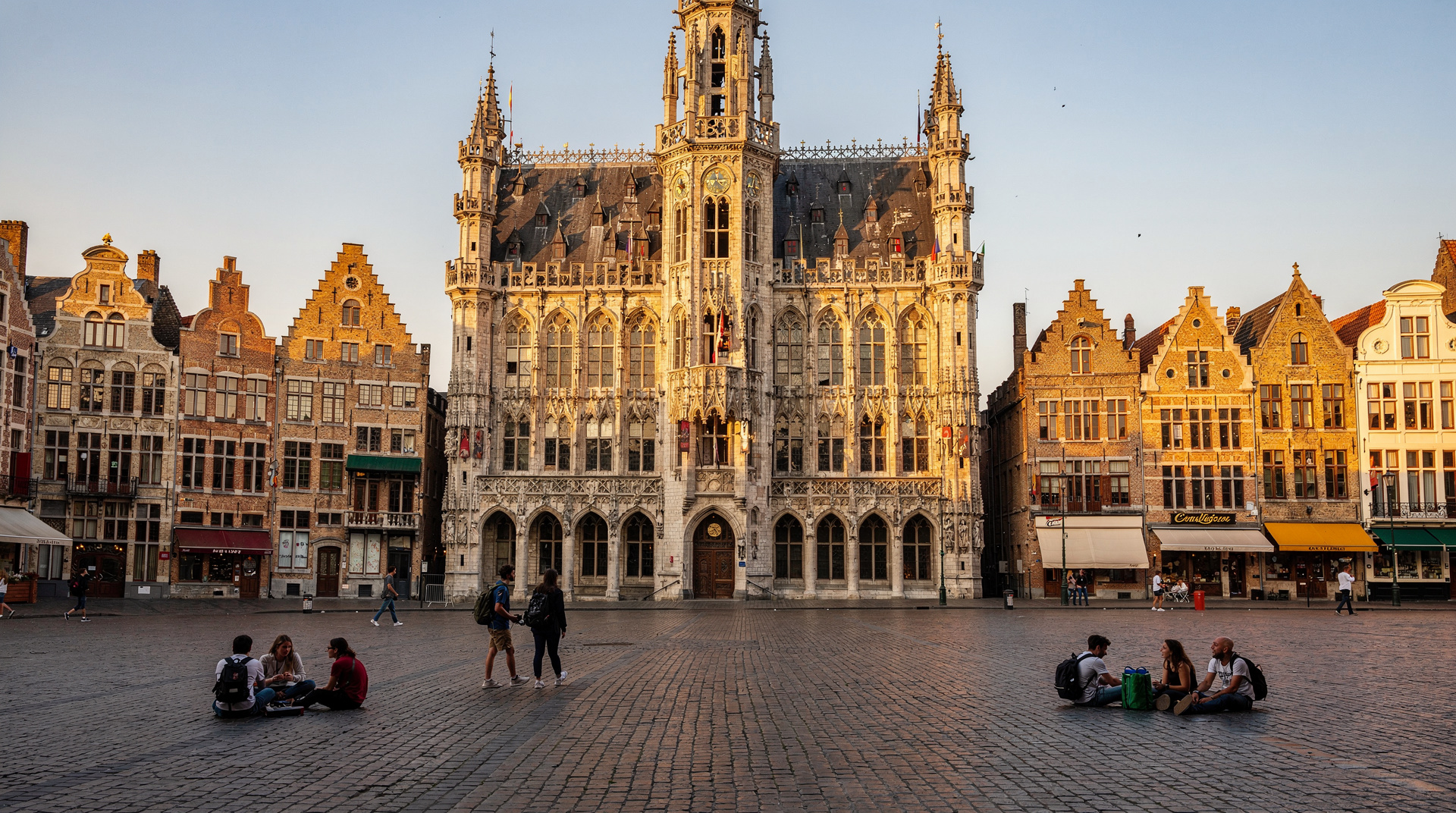 Leuven day trip from Brussels: 24 minutes to Belgium's best student city